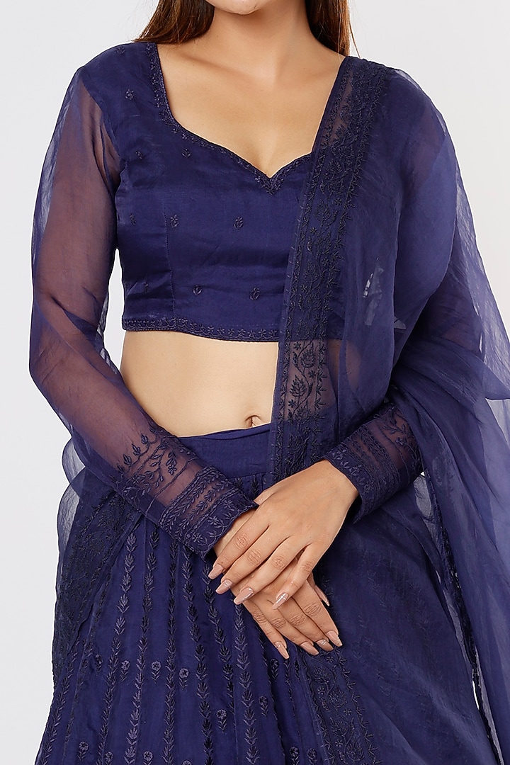 Midnight Blue Raw Silk Organza Embroidered Wedding Lehenga Set by Astha Narang at Pernia's Pop Up Shop