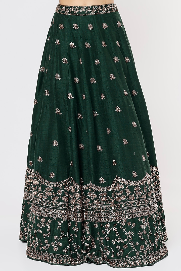 Emerald Green Raw Silk Embroidered Bridal Lehenga Set by Astha Narang at Pernia's Pop Up Shop