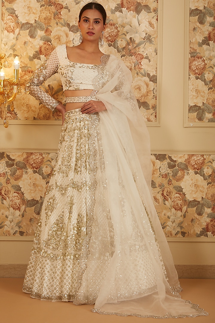 Off- White Organza Thread Embroidered Bridal Lehenga Set by Astha Narang at Pernia's Pop Up Shop