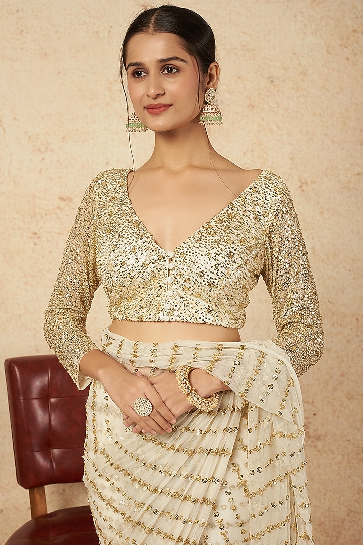 White Embroidered Reception Saree Set by Astha Narang at Pernia's Pop Up Shop