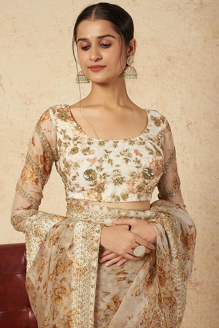 White Floral Printed Wedding Saree Set by Astha Narang at Pernia's Pop Up Shop