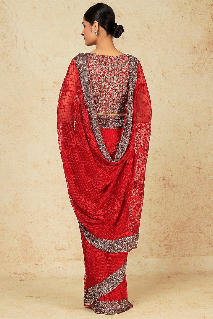Red Embroidered Reception Saree Set With Belt by Astha Narang at Pernia's Pop Up Shop