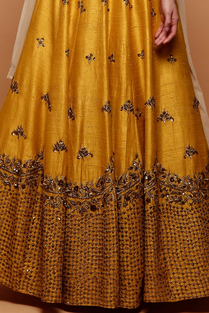 Mustard Raw Silk Embroidered Wedding Lehenga Set by Astha Narang at Pernia's Pop Up Shop