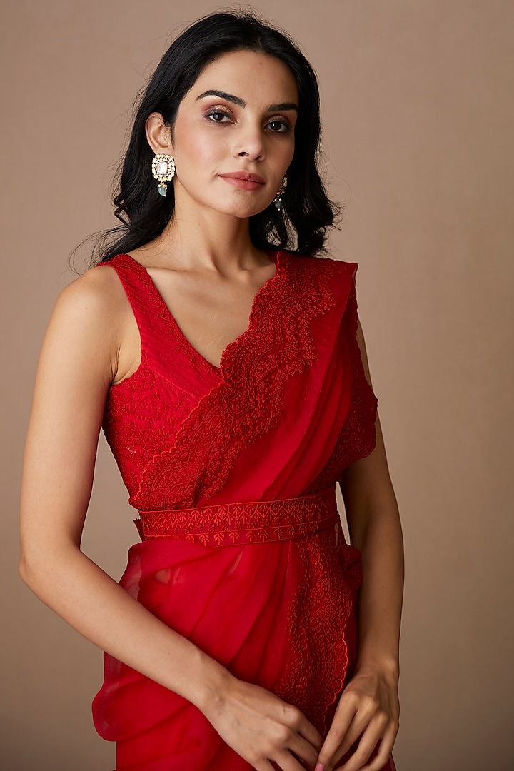 Blood Red Silk Organza Wedding Saree Set by Astha Narang at Pernia's Pop Up Shop