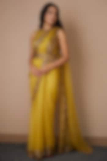 Yellow Silk Organza Saree Set by Astha Narang at Pernia's Pop Up Shop