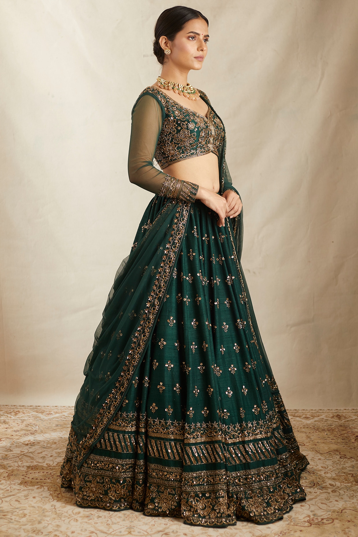 Emerald Green Raw Silk & Crepe Boota Embroidered Bridal Lehenga Set by  Astha Narang at Pernia's Pop Up Shop 2024