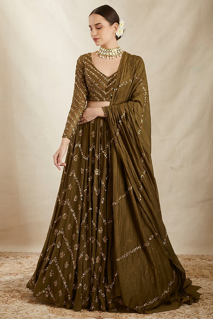 Mehndi Green Chanderi Silk Embroidered Wedding Lehenga Set by Astha Narang at Pernia's Pop Up Shop