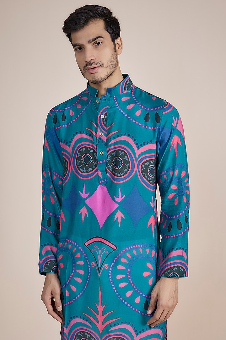 Multi-Colored Cotton Silk Blend Digital Printed Kurta Set by AASTHASHAH at Pernia's Pop Up Shop