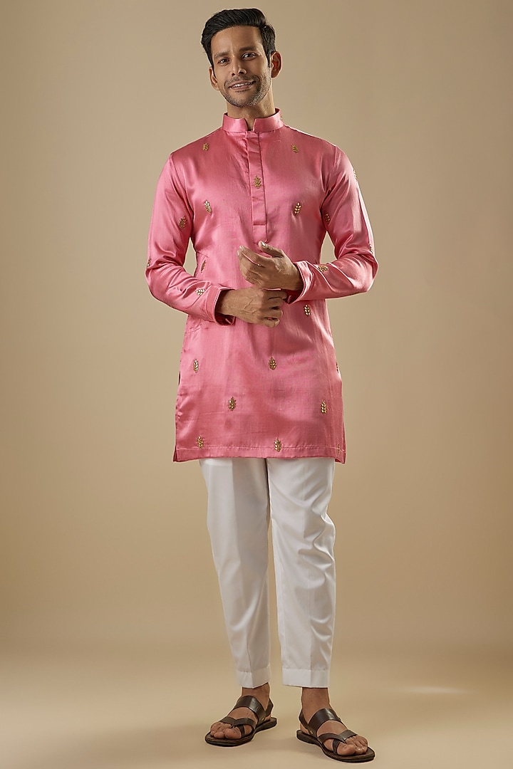 Peachy-Pink Gajji Zardosi & Aari Work Kurta Set by AASTHASHAH