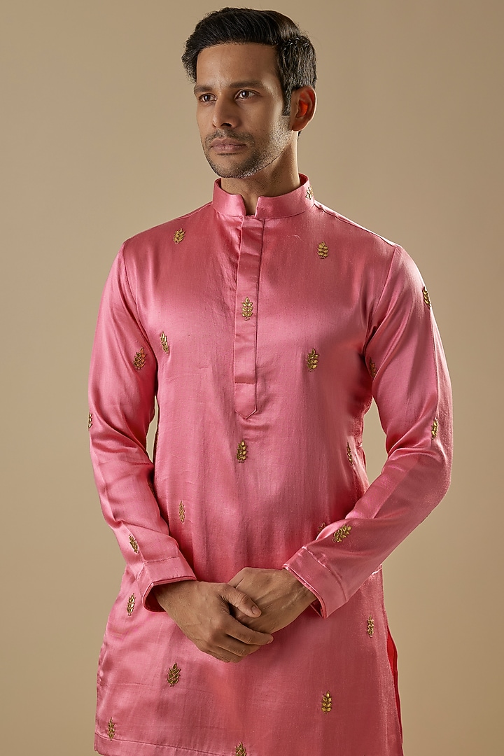Peachy-Pink Gajji Zardosi & Aari Work Kurta Set by AASTHASHAH at Pernia's Pop Up Shop