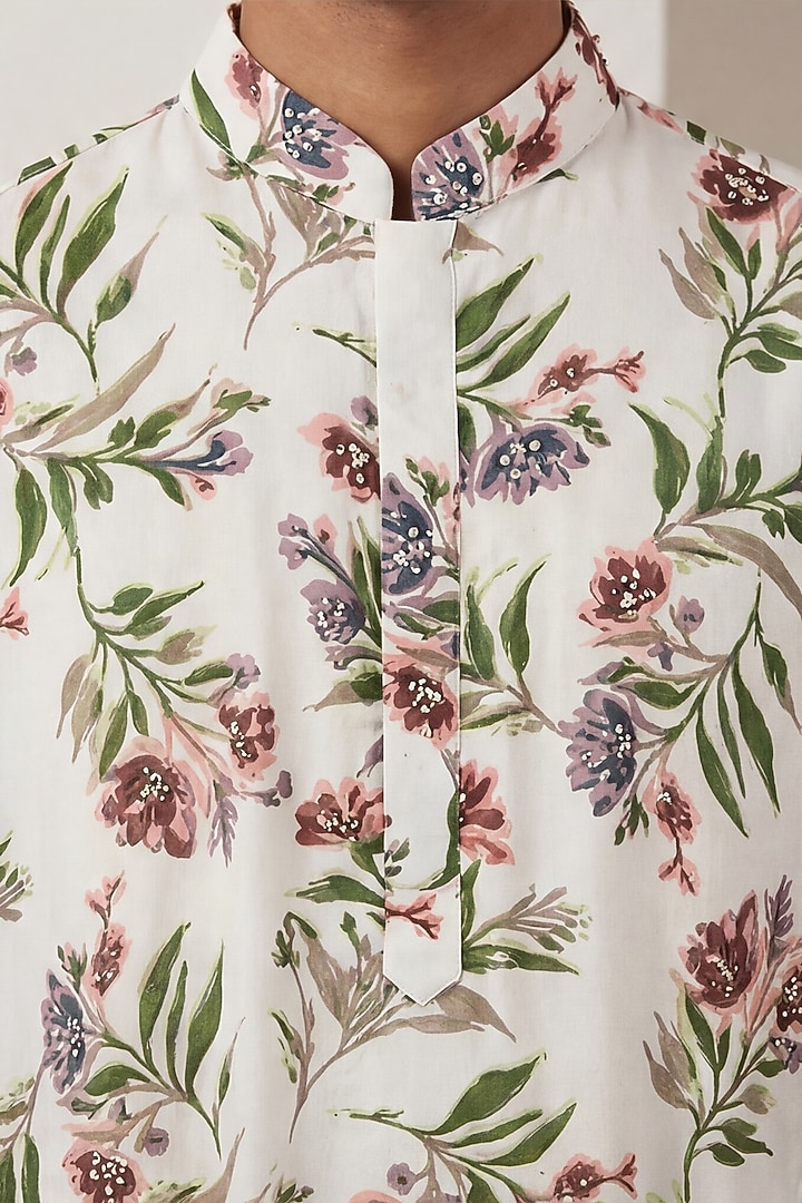 White Georgette Floral Motif Work & Digital Printed Kurta by AASTHASHAH at Pernia's Pop Up Shop