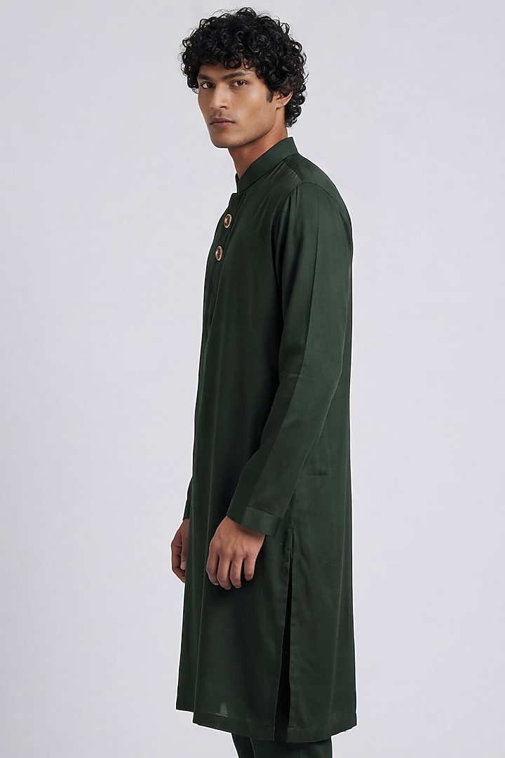 Green Cotton Satin Kurta by AASTHASHAH at Pernia's Pop Up Shop