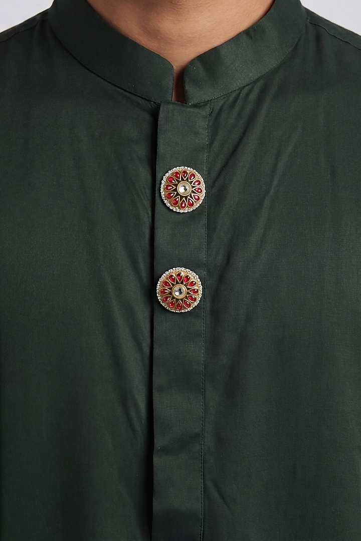 Green Cotton Satin Kurta by AASTHASHAH at Pernia's Pop Up Shop