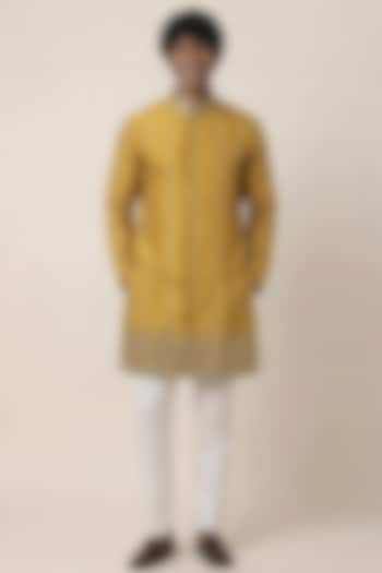 Mustard Banarasi Silk Floral & Zari Work Kurta by AASTHASHAH at Pernia's Pop Up Shop