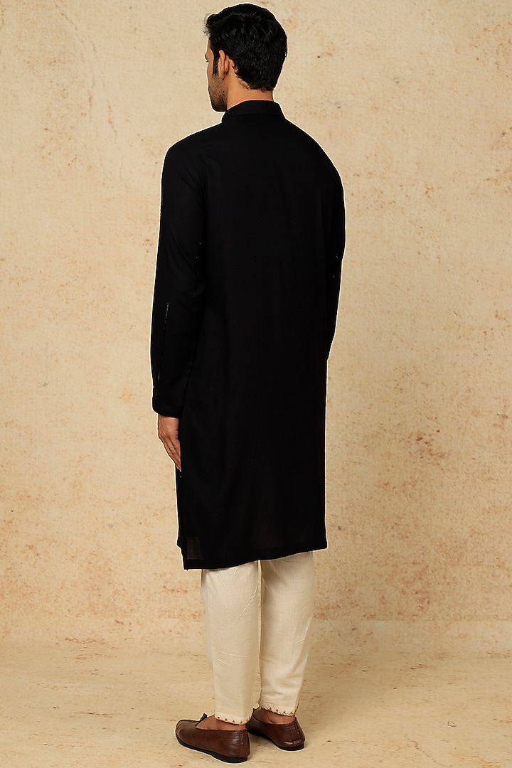 Black Embroidered Kurta Set by AASTHASHAH at Pernia's Pop Up Shop