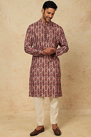 Red Digital Printed Kurta Set by AASTHASHAH