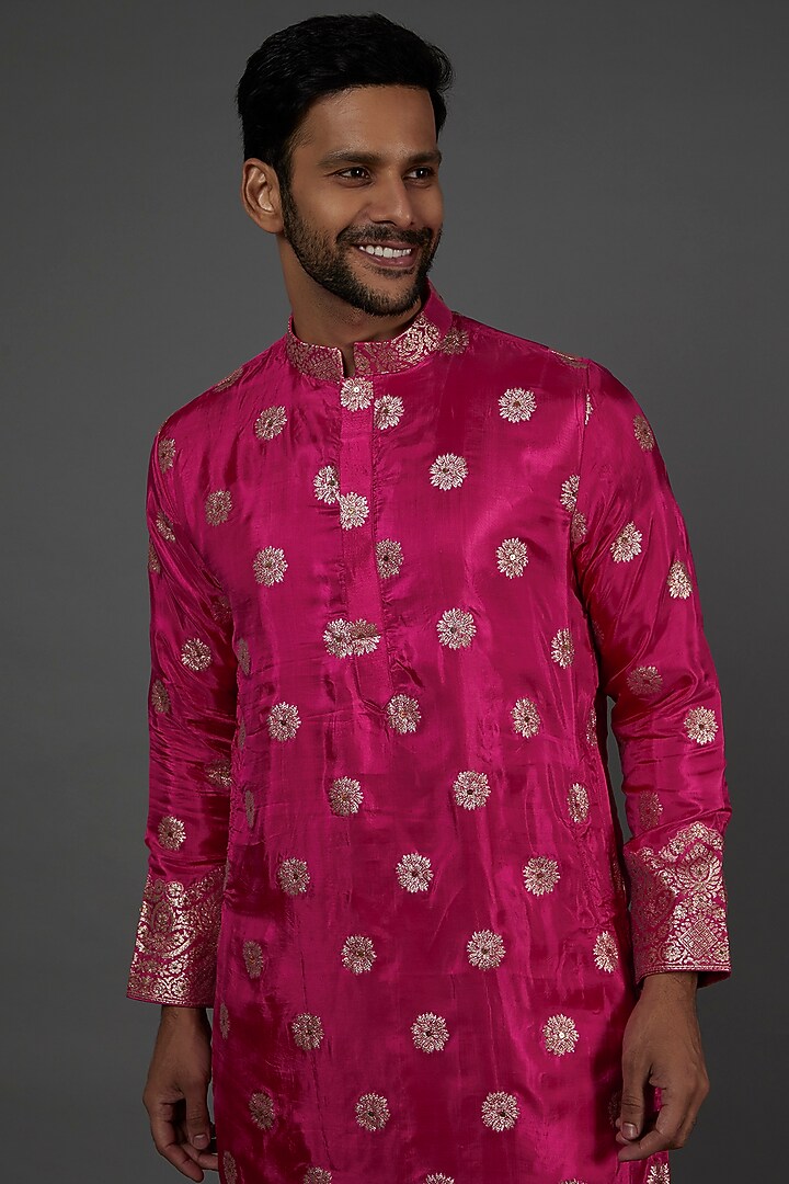 Fuschia Banarasi Kurta Set by AASTHASHAH at Pernia's Pop Up Shop