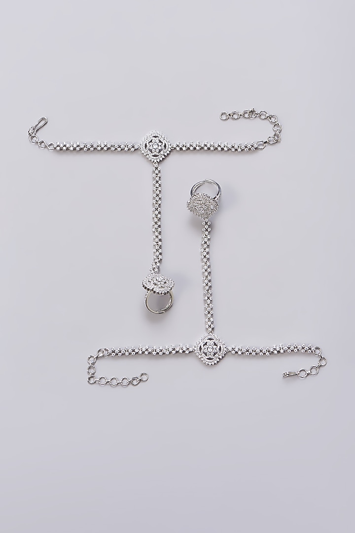 White Finish Zircon Hathphools (Set Of 2) by Aster at Pernia's Pop Up Shop