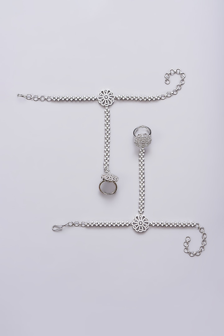 White Finish Zircon Hathphools (Set Of 2) by Aster at Pernia's Pop Up Shop
