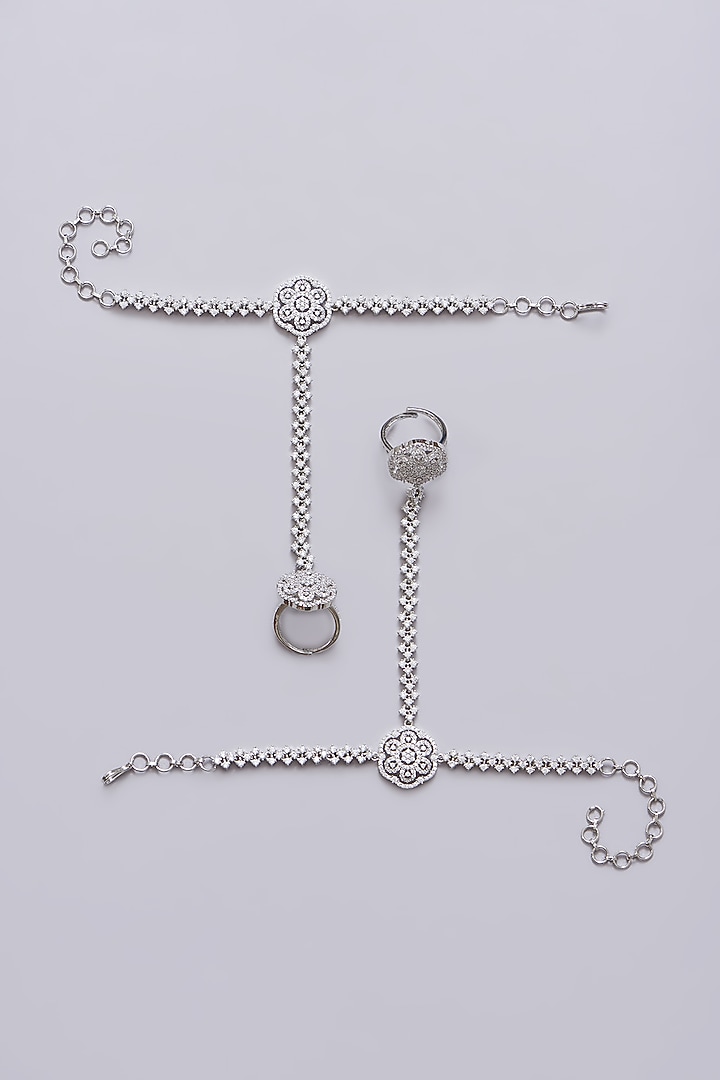 White Finish Zircon Hathphools (Set Of 2) by Aster at Pernia's Pop Up Shop