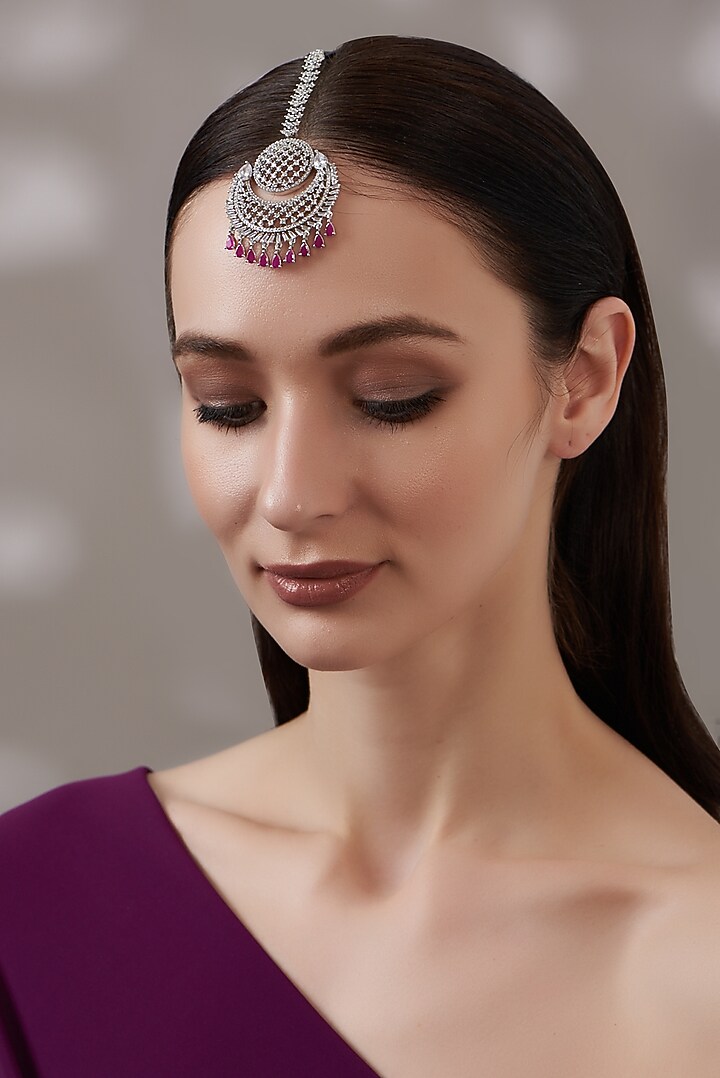 White Finish Red Stone Maang Tikka by Aster at Pernia's Pop Up Shop