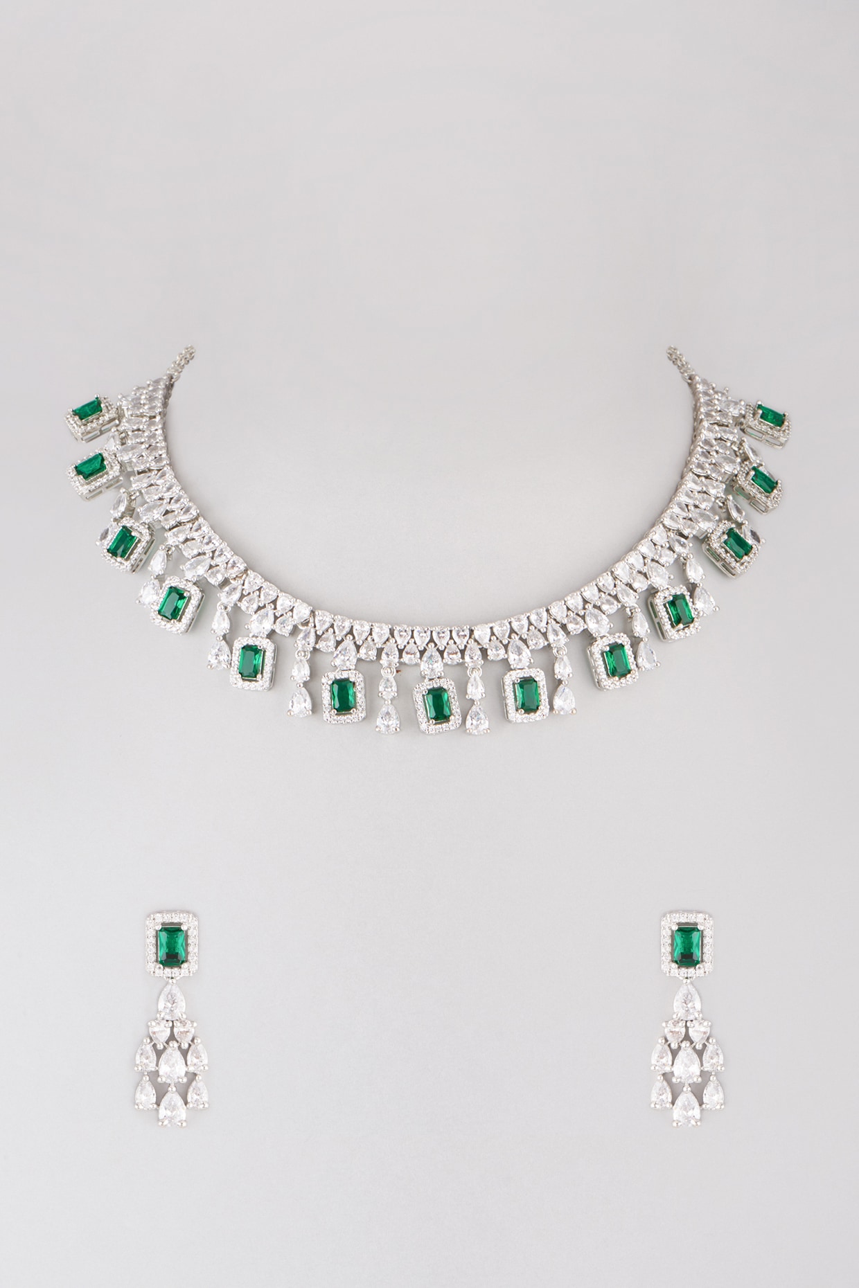 White Finish Green Faux Diamond Necklace Set Design by Aster at Pernia's  Pop Up Shop 2023