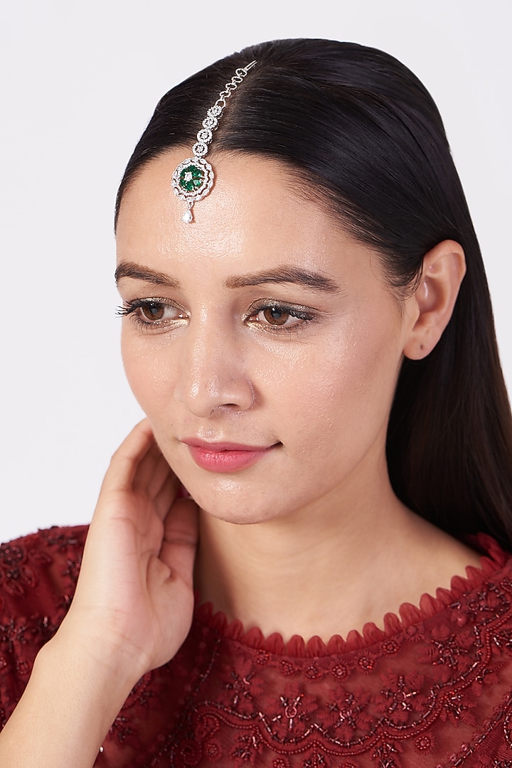 White Finish Green Synthetic Stone Maang Tikka by Aster at Pernia's Pop Up Shop
