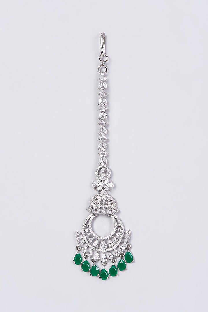 White Finish Maang Tikka With Green Synthetic Stones by Aster at Pernia's Pop Up Shop