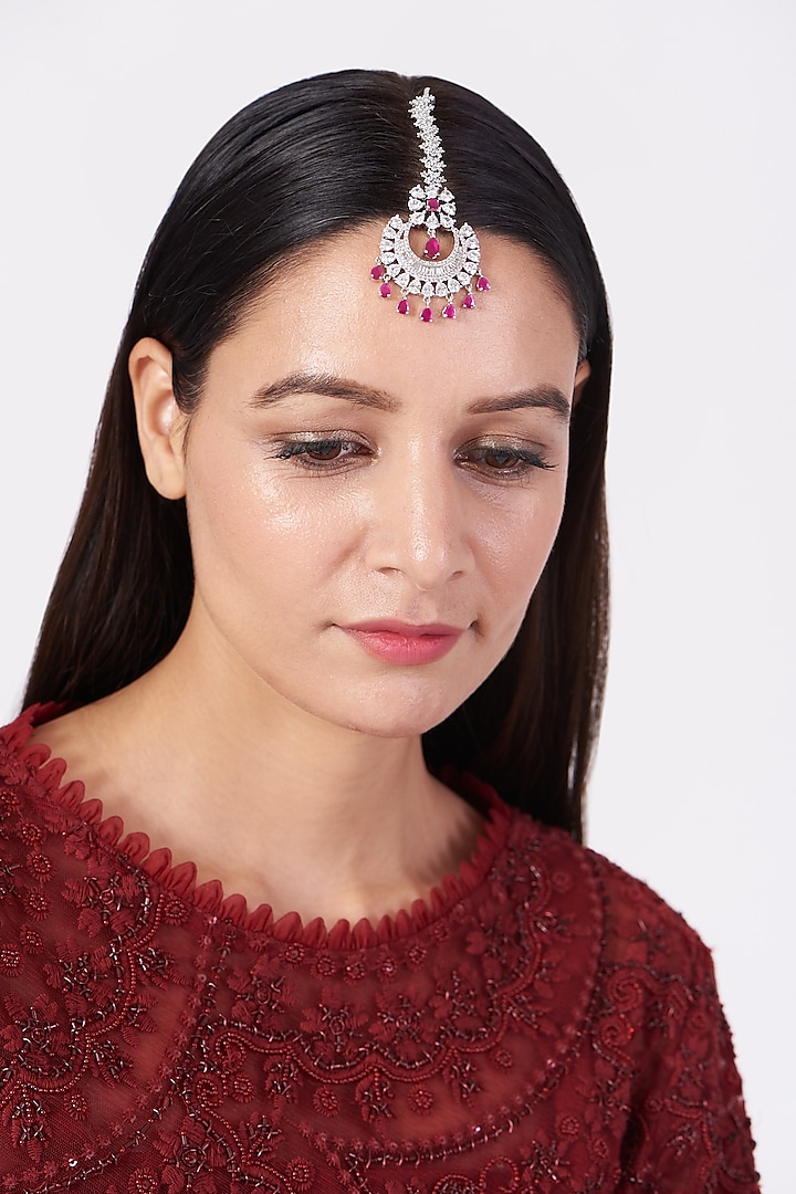 White Finish Pink Synthetic Stone & Zircon Maang Tika by Aster at Pernia's Pop Up Shop