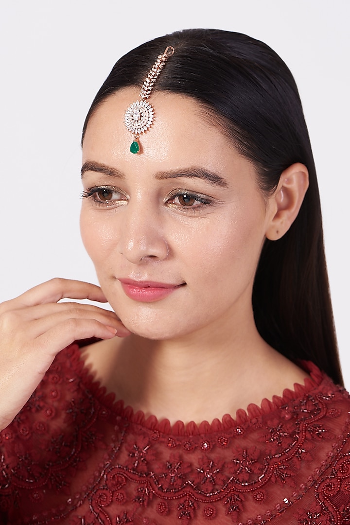 Rose Gold Finish Maang Tikka With Green Stone Drop by Aster
