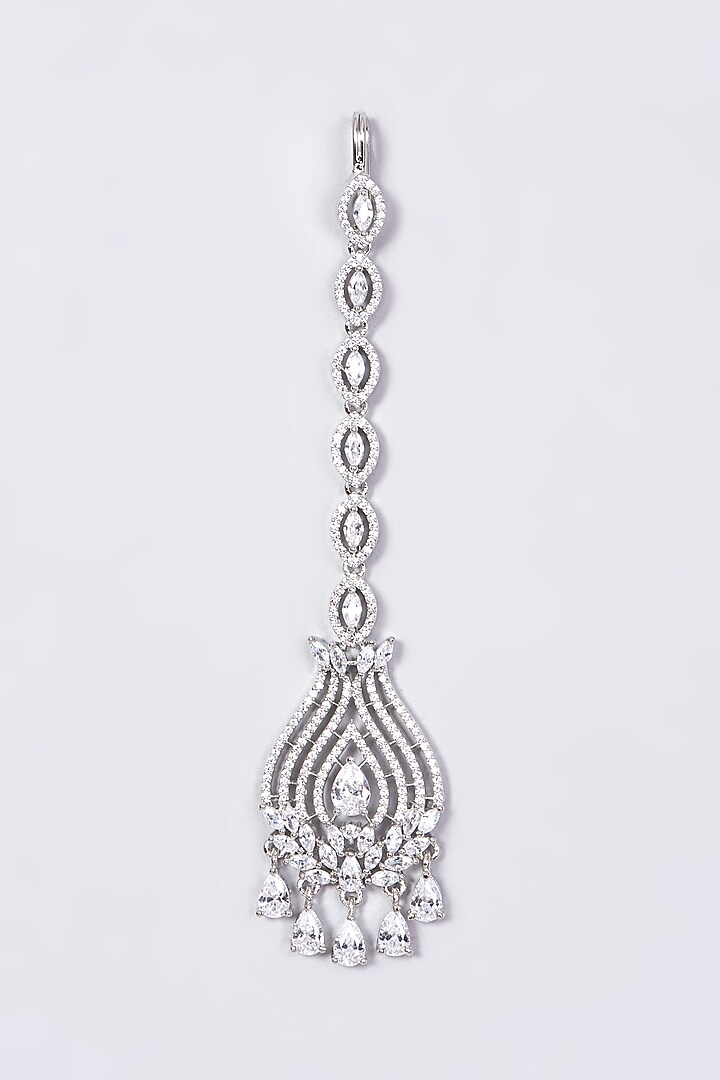 White Finish Maang Tikka In Mixed Metal by Aster at Pernia's Pop Up Shop