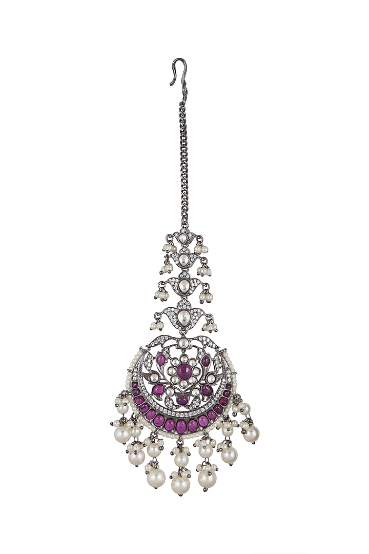 Black Rhodium Finish Pearl Maang Tikka by Aster at Pernia's Pop Up Shop