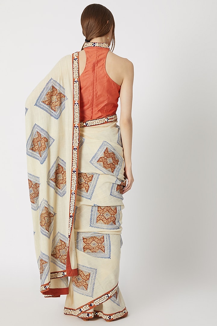 Beige Printed & Embellished Wedding Saree Set by Ashna Vaswani at Pernia's Pop Up Shop
