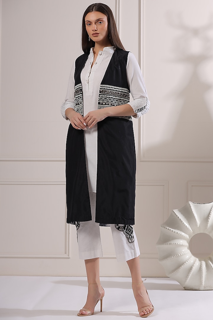 White Linen Kurta Set With Jacket by Ashna Vaswani at Pernia's Pop Up Shop