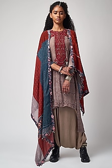 Ash Printed Textured Asymmetrical Kurta Set by ASEEM KAPOOR-PRINT ON PRINT