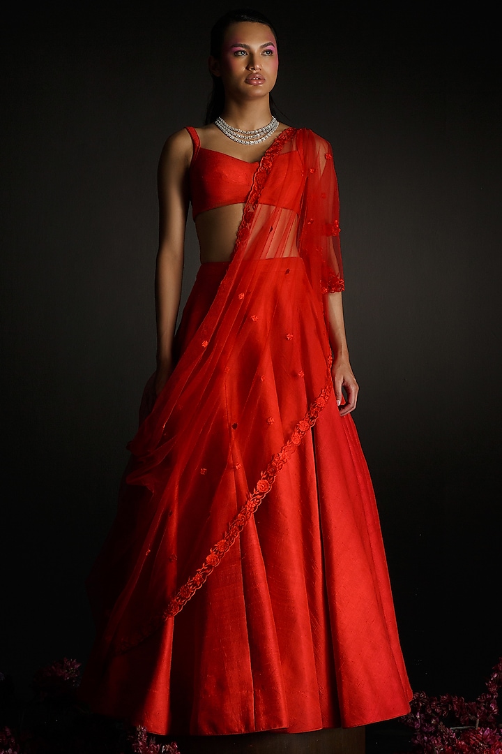Red Raw Silk Lehenga Set by Ahanthem by Reena
