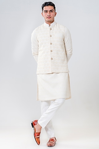 Ivory Lucknowi Bundi Jacket Set by Amrit Dawani