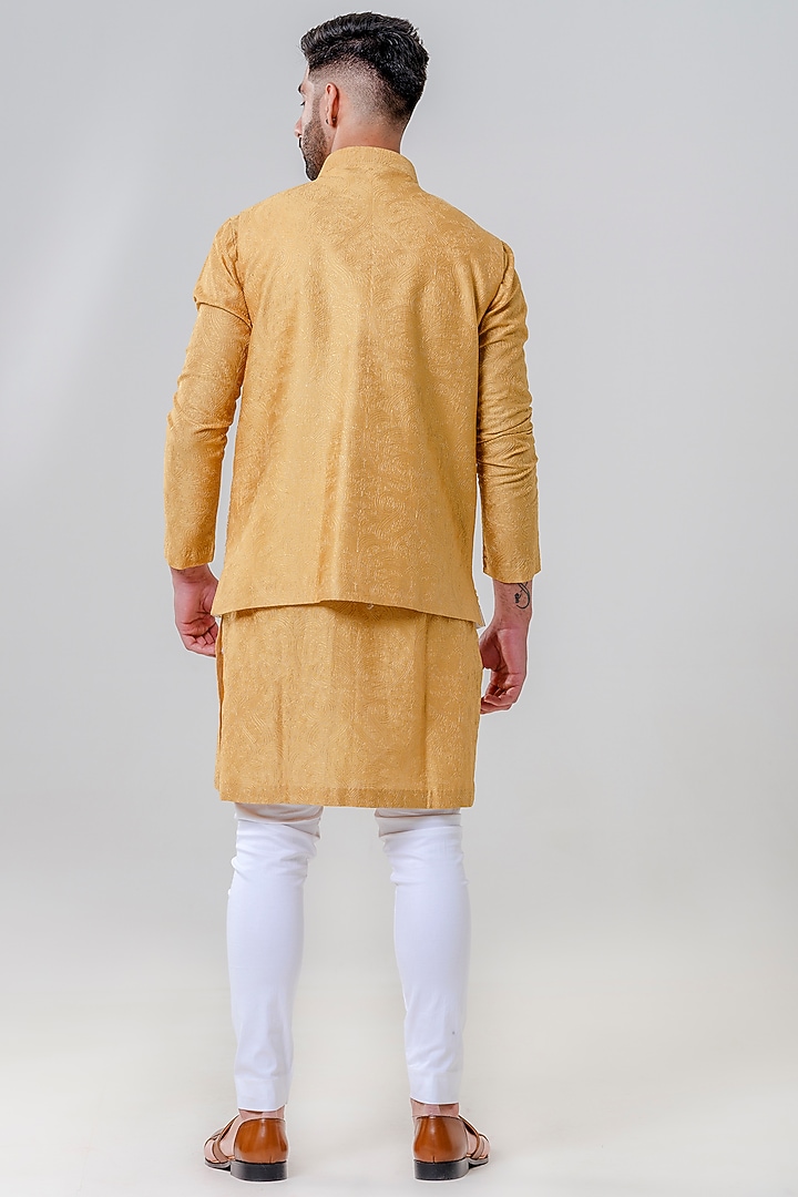 Mustard Lucknowi Embroidered Bundi Jacket Set by Amrit Dawani at Pernia's Pop Up Shop