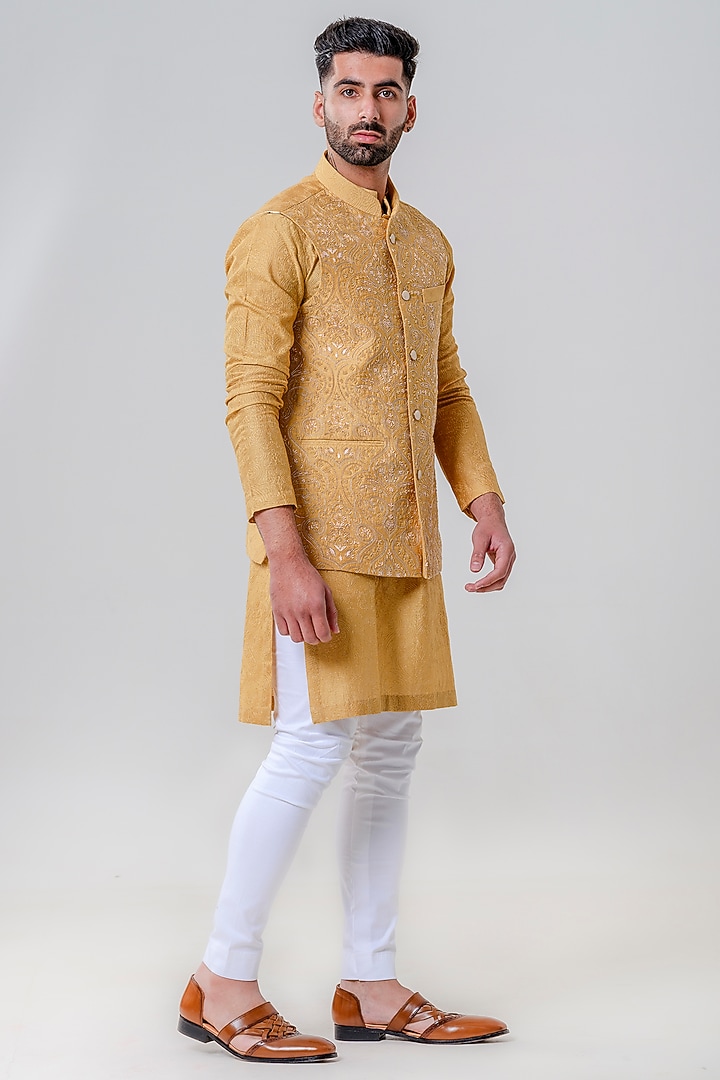 Mustard Lucknowi Embroidered Bundi Jacket Set by Amrit Dawani at Pernia's Pop Up Shop