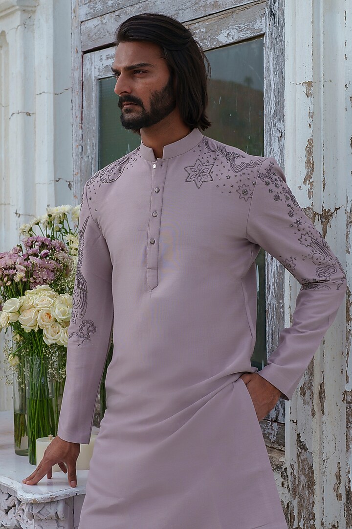 Purple Cotton Blend Embroidered Kurta Set by Amrit Dawani at Pernia's Pop Up Shop