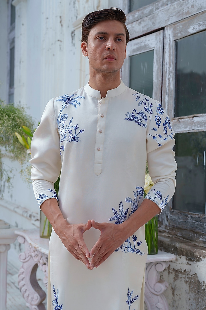 Ivory Modal Silk Hand Painted Kurta Set by Amrit Dawani at Pernia's Pop Up Shop