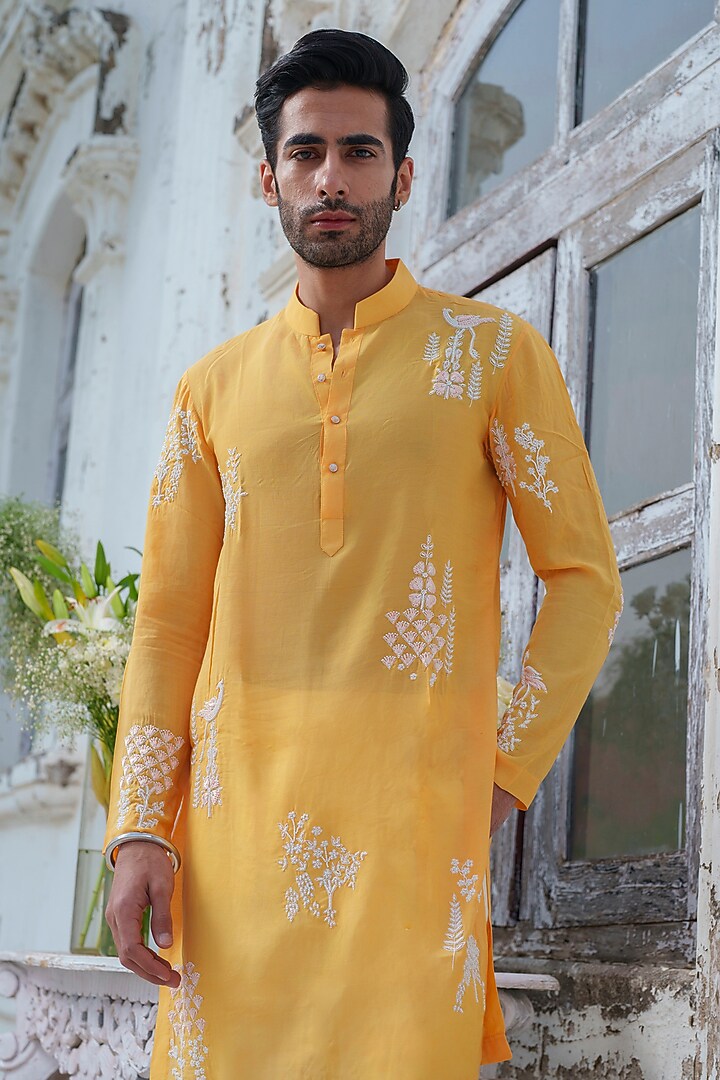 Yellow Muslin Embroidered Kurta Set by Amrit Dawani at Pernia's Pop Up Shop