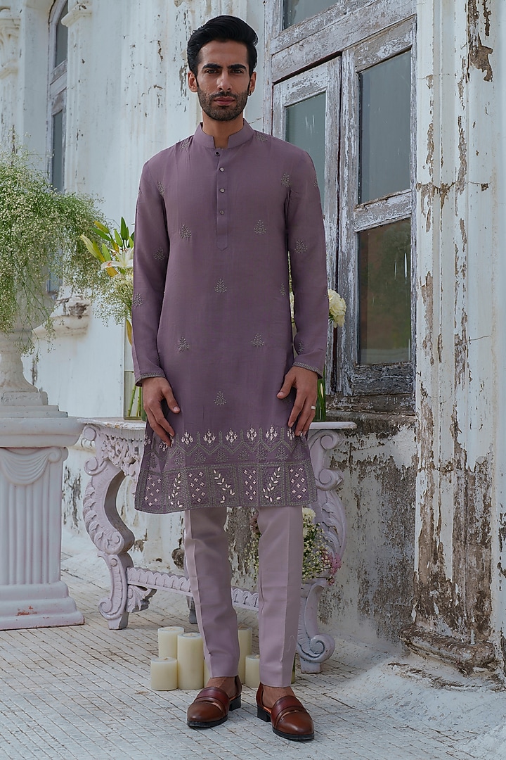 Purple Muslin Moon Embroidered Kurta Set by Amrit Dawani at Pernia's Pop Up Shop