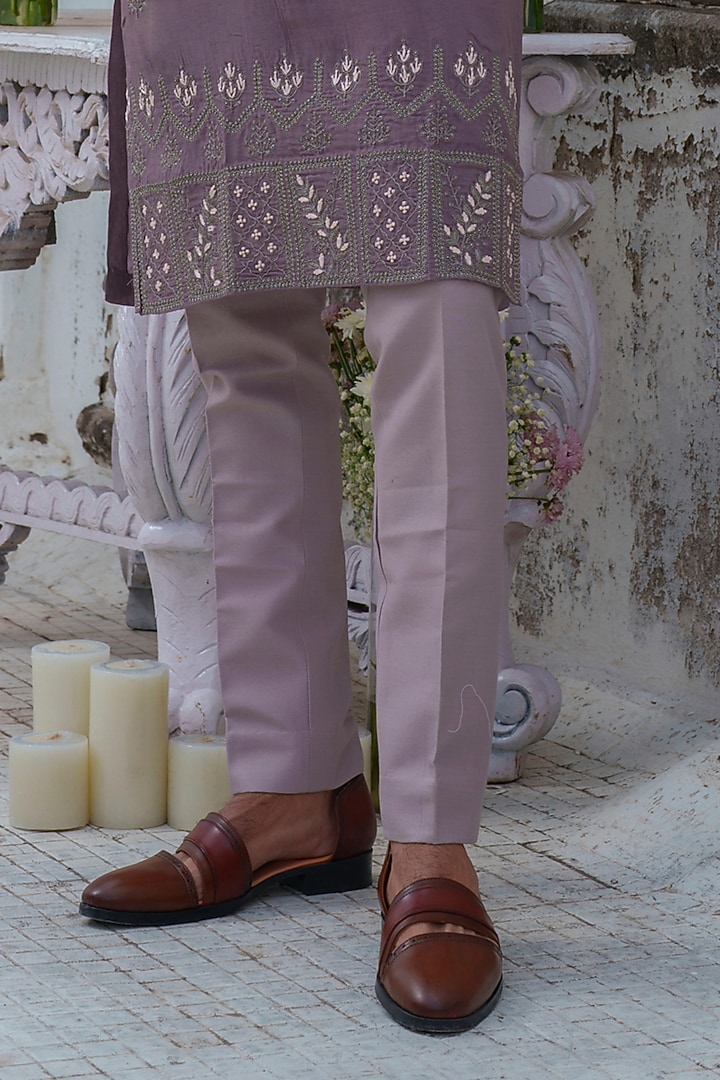 Purple Muslin Moon Embroidered Kurta Set by Amrit Dawani at Pernia's Pop Up Shop
