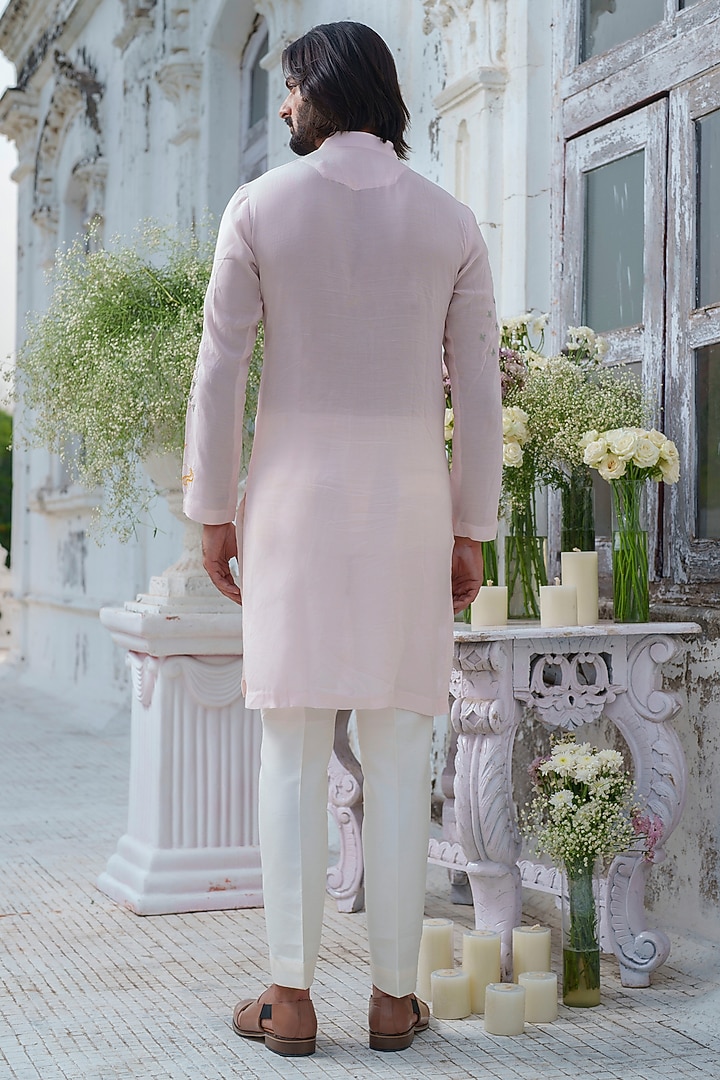 Pink Muslin Resham Embroidered Kurta Set by Amrit Dawani at Pernia's Pop Up Shop