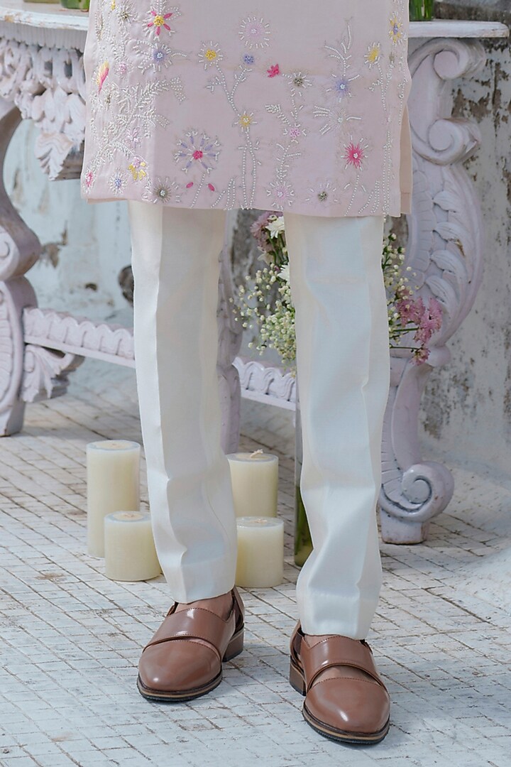 Pink Modal Silk Embroidered Kurta Set by Amrit Dawani at Pernia's Pop Up Shop