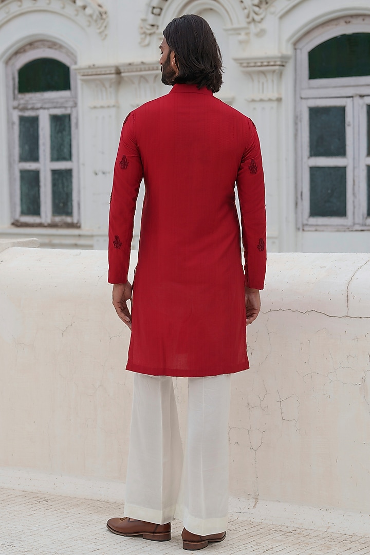 Red Cotton Blend Embroidered Kurta Set by Amrit Dawani at Pernia's Pop Up Shop