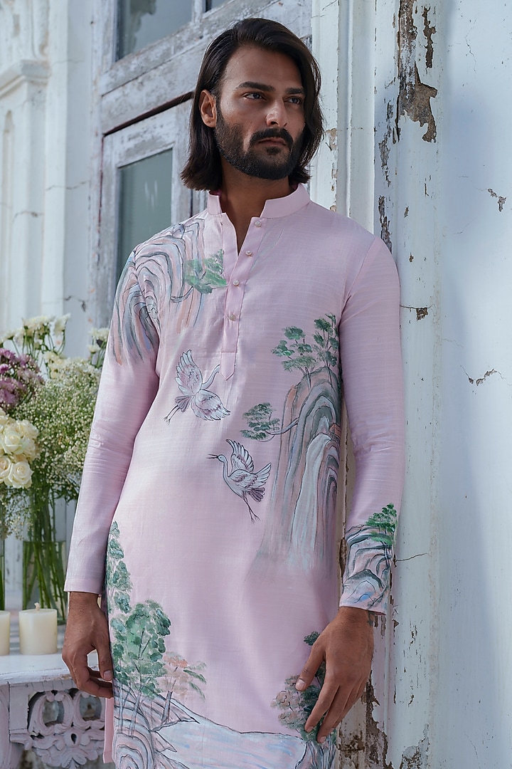Pink Cotton Blend Hand Painted Kurta Set by Amrit Dawani at Pernia's Pop Up Shop