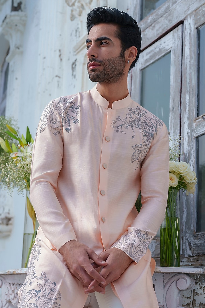 Peach Cotton Blend Hand Painted Kurta Set by Amrit Dawani at Pernia's Pop Up Shop