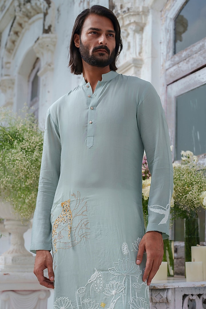 Mint Green Muslin Resham Embroidered Kurta Set by Amrit Dawani at Pernia's Pop Up Shop